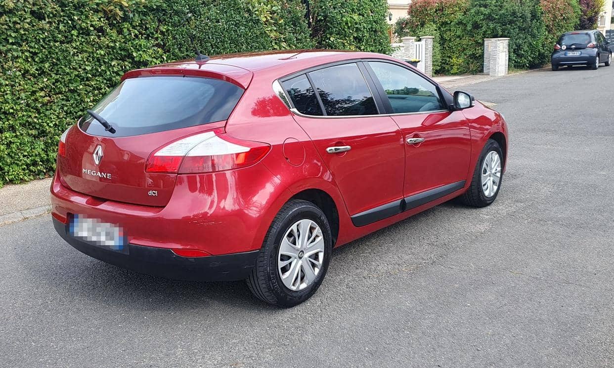 Renault MEGANE III SOCIETE — photo 4