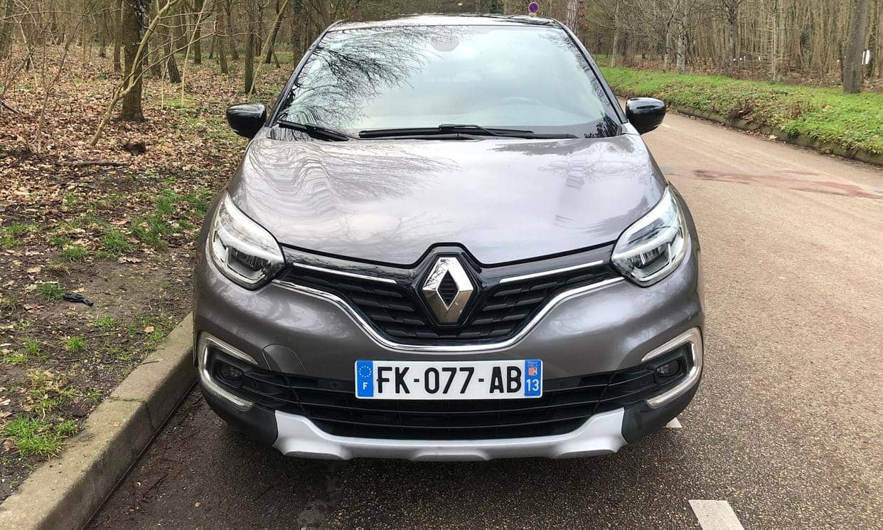 Renault CAPTUR — photo 2