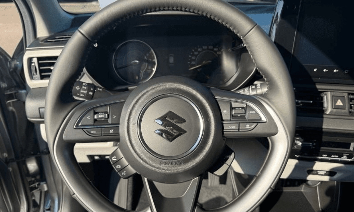 Suzuki SWIFT — photo 10