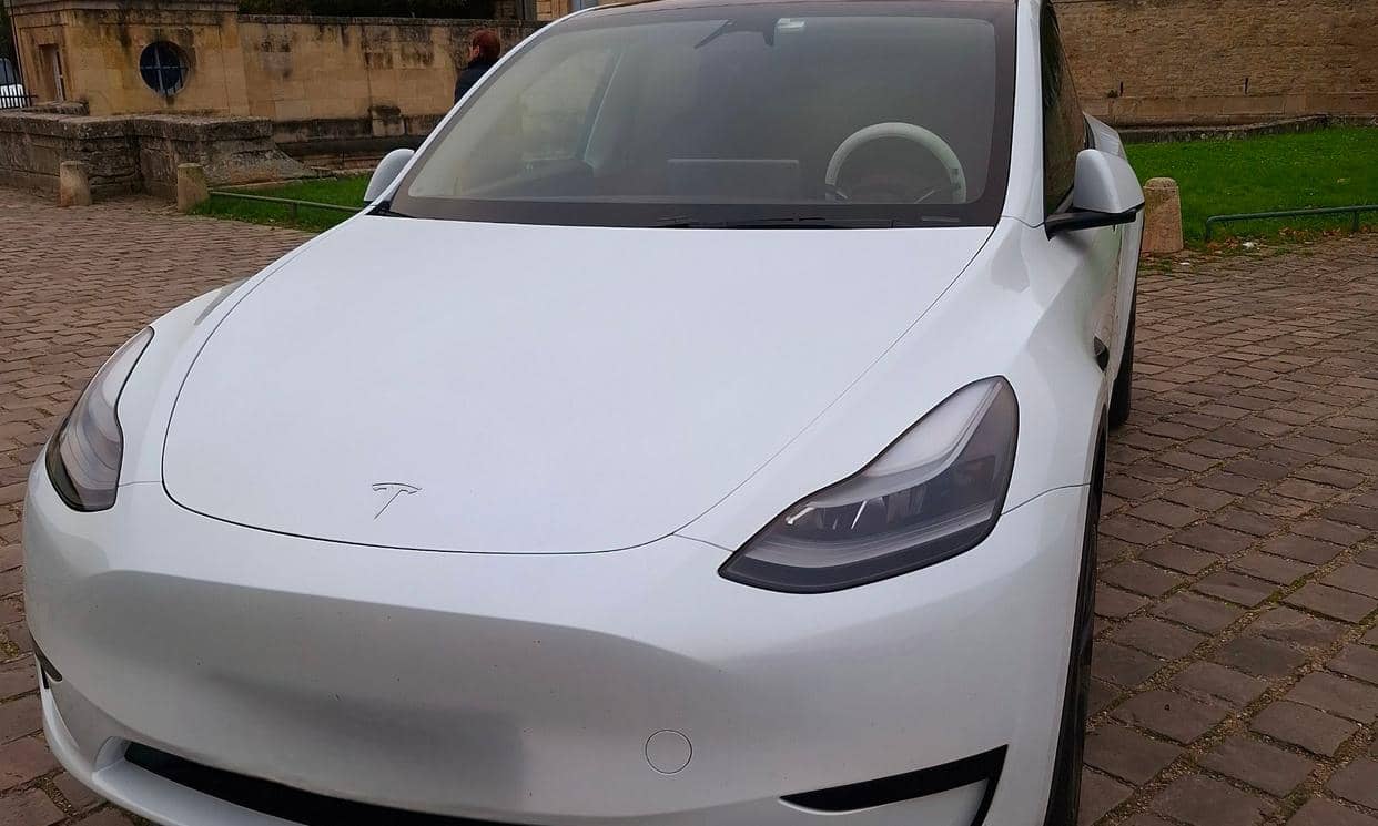 Tesla MODEL Y — photo 3