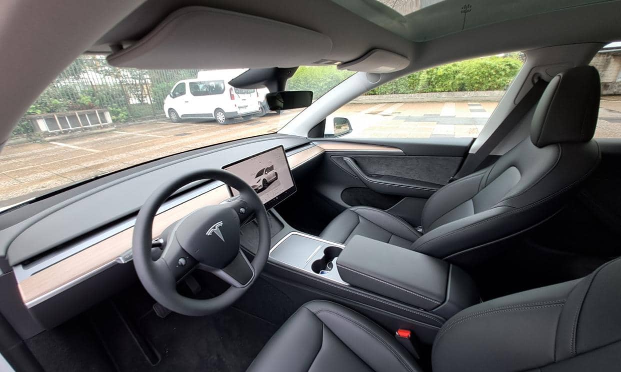 Tesla MODEL Y — photo 5
