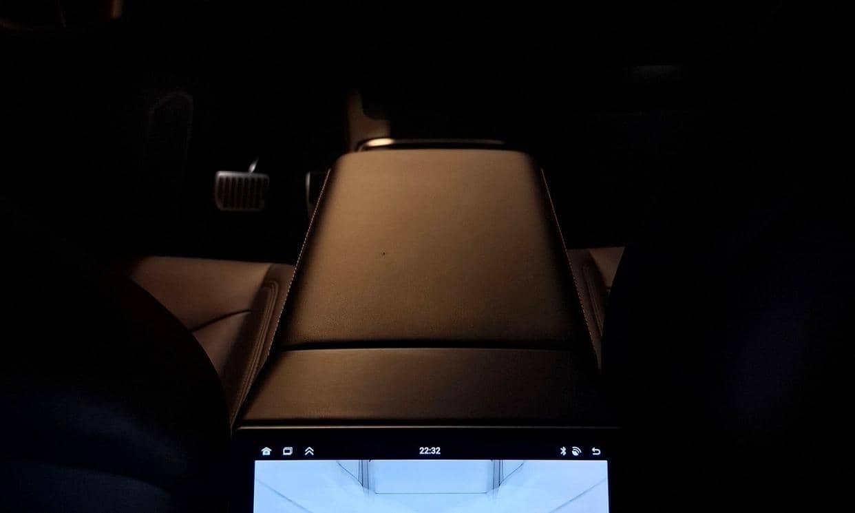 Tesla MODEL Y — photo 9