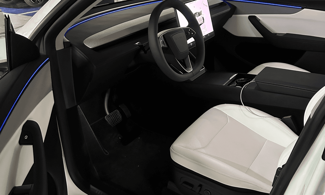 Tesla MODEL Y — photo 3