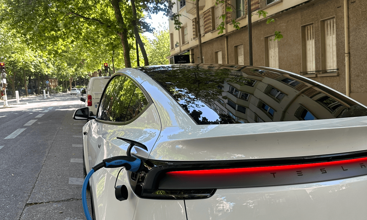 Tesla MODEL Y — photo 4