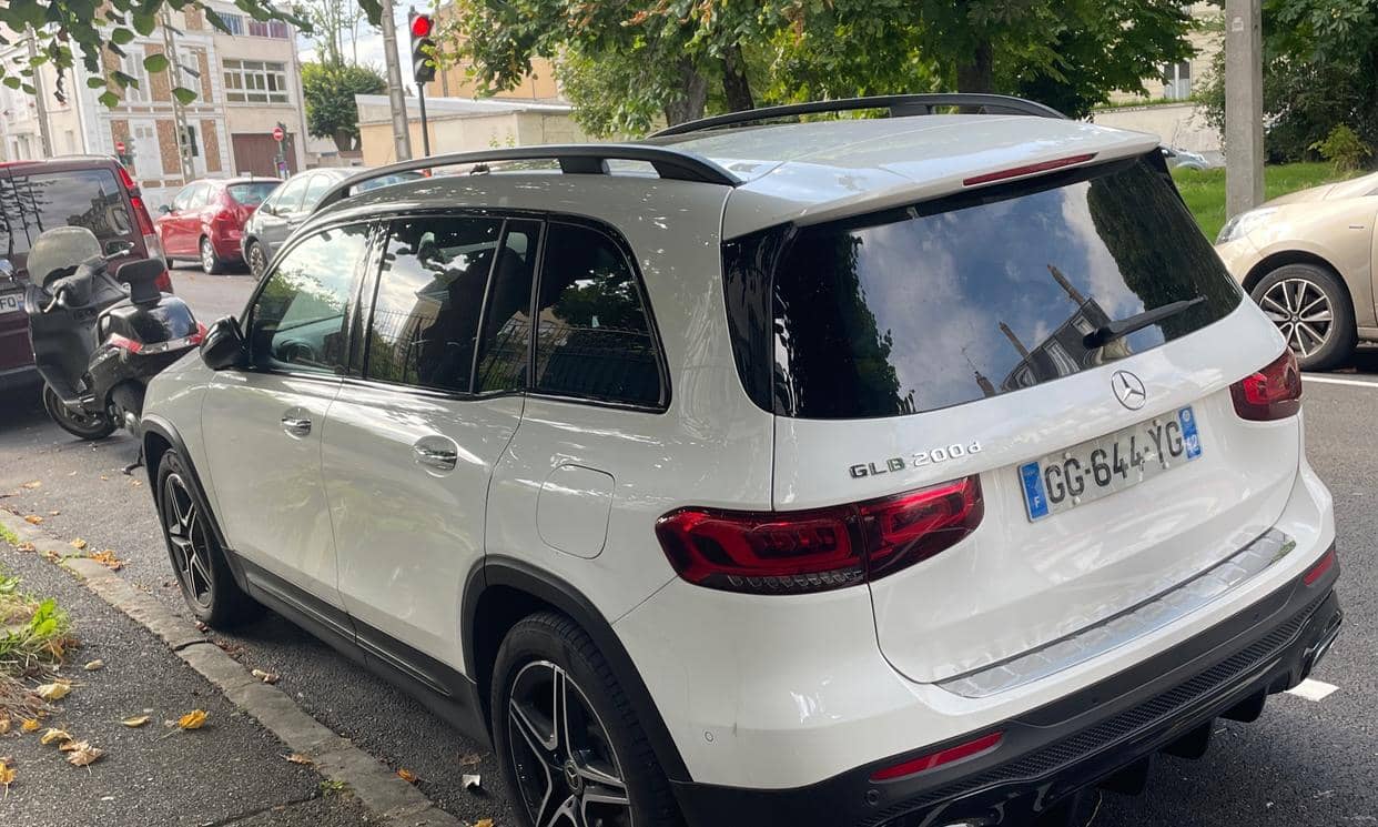Mercedes-Benz GLB — photo 3