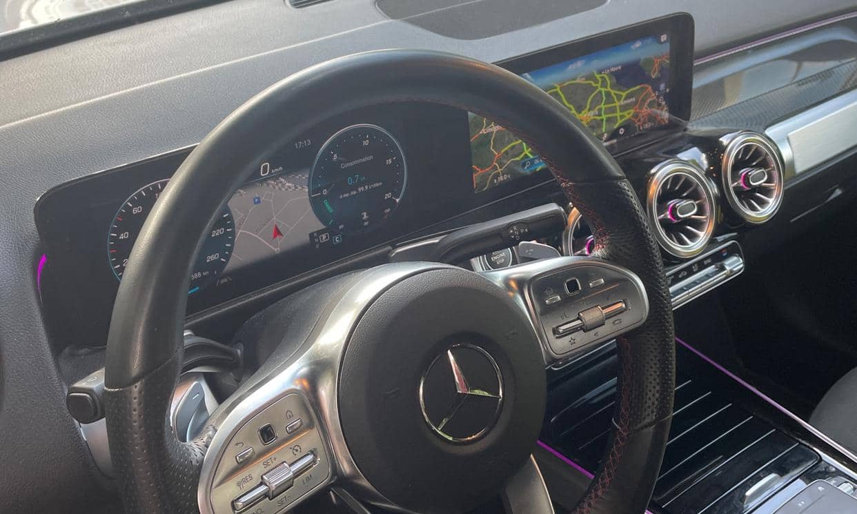 Mercedes-Benz GLB — photo 4
