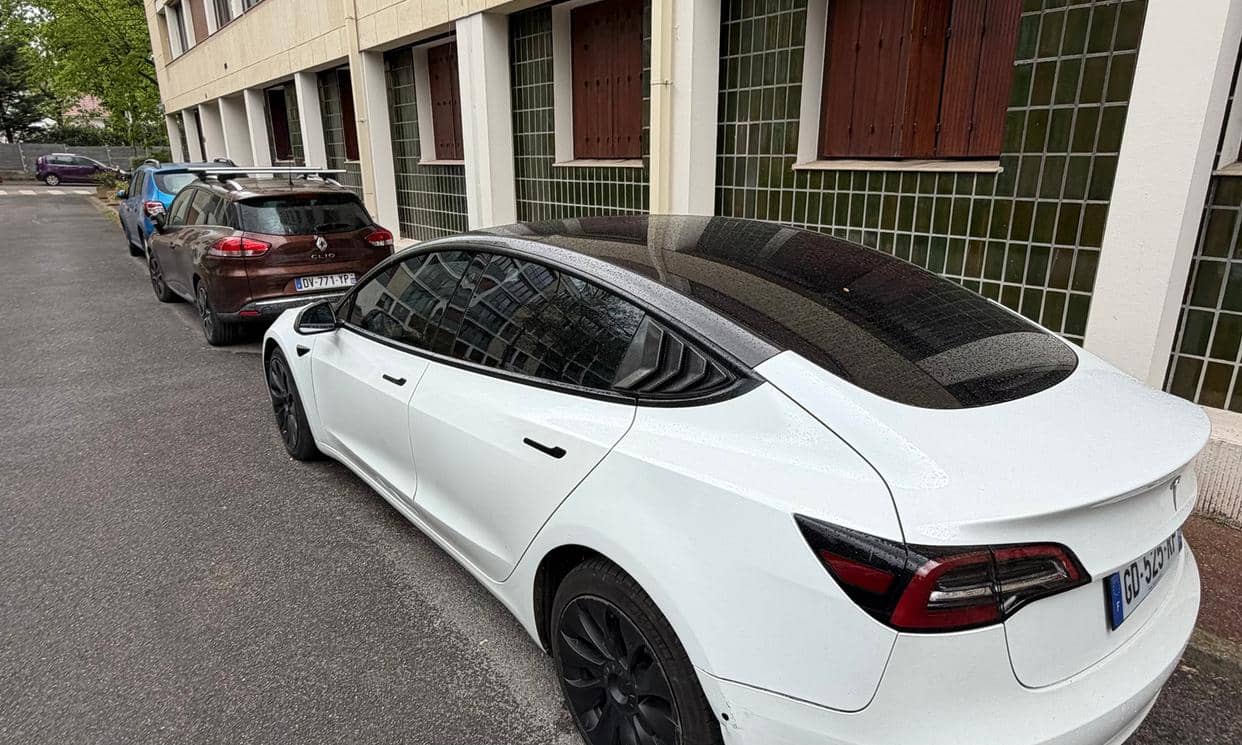 Tesla MODEL 3 — photo 2