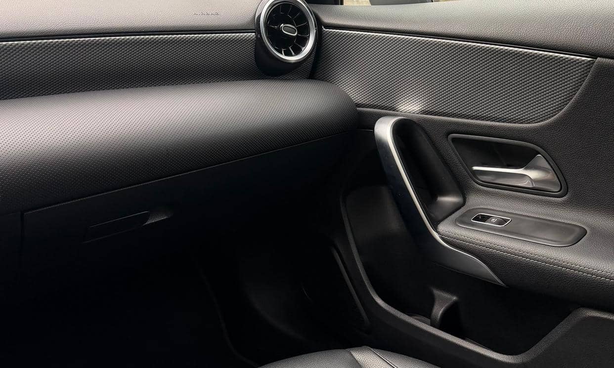 Mercedes-Benz CLASSE A — photo 8