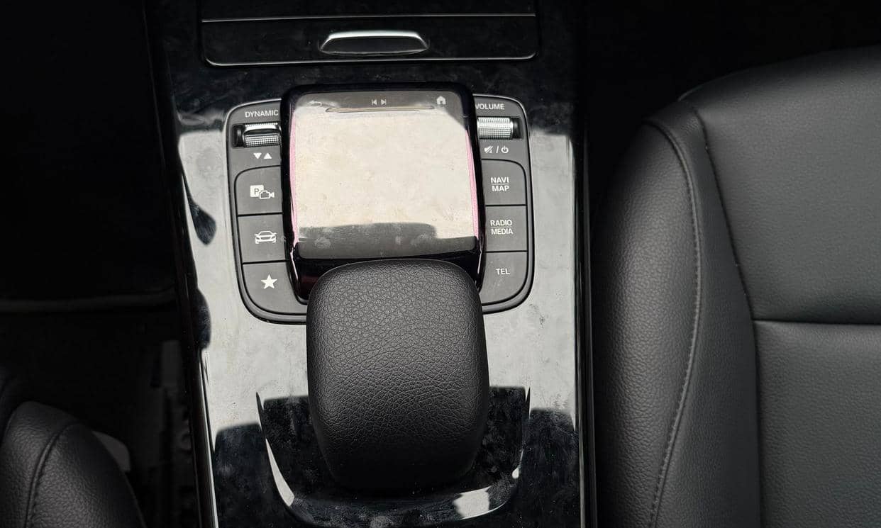 Mercedes-Benz CLASSE A — photo 9