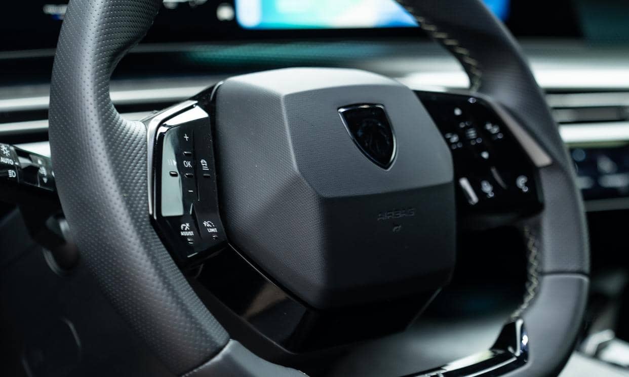 Peugeot 3008 — photo 9