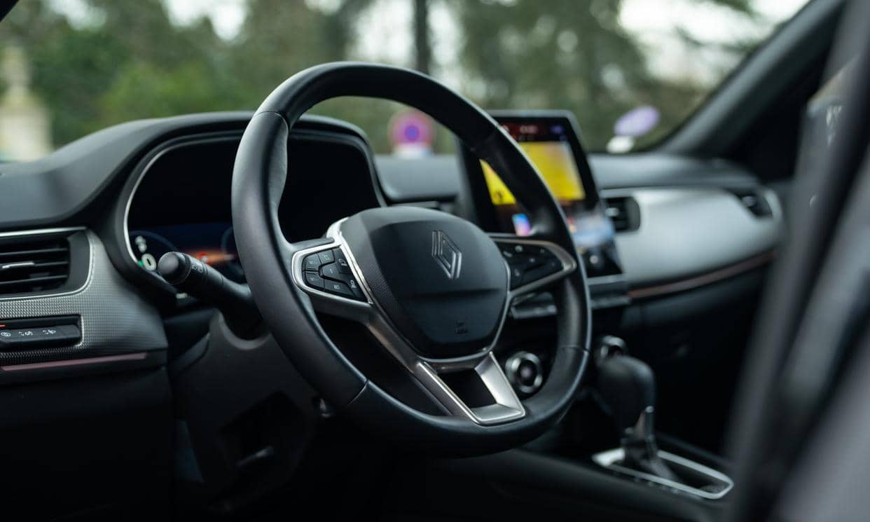 Renault ARKANA — photo 4