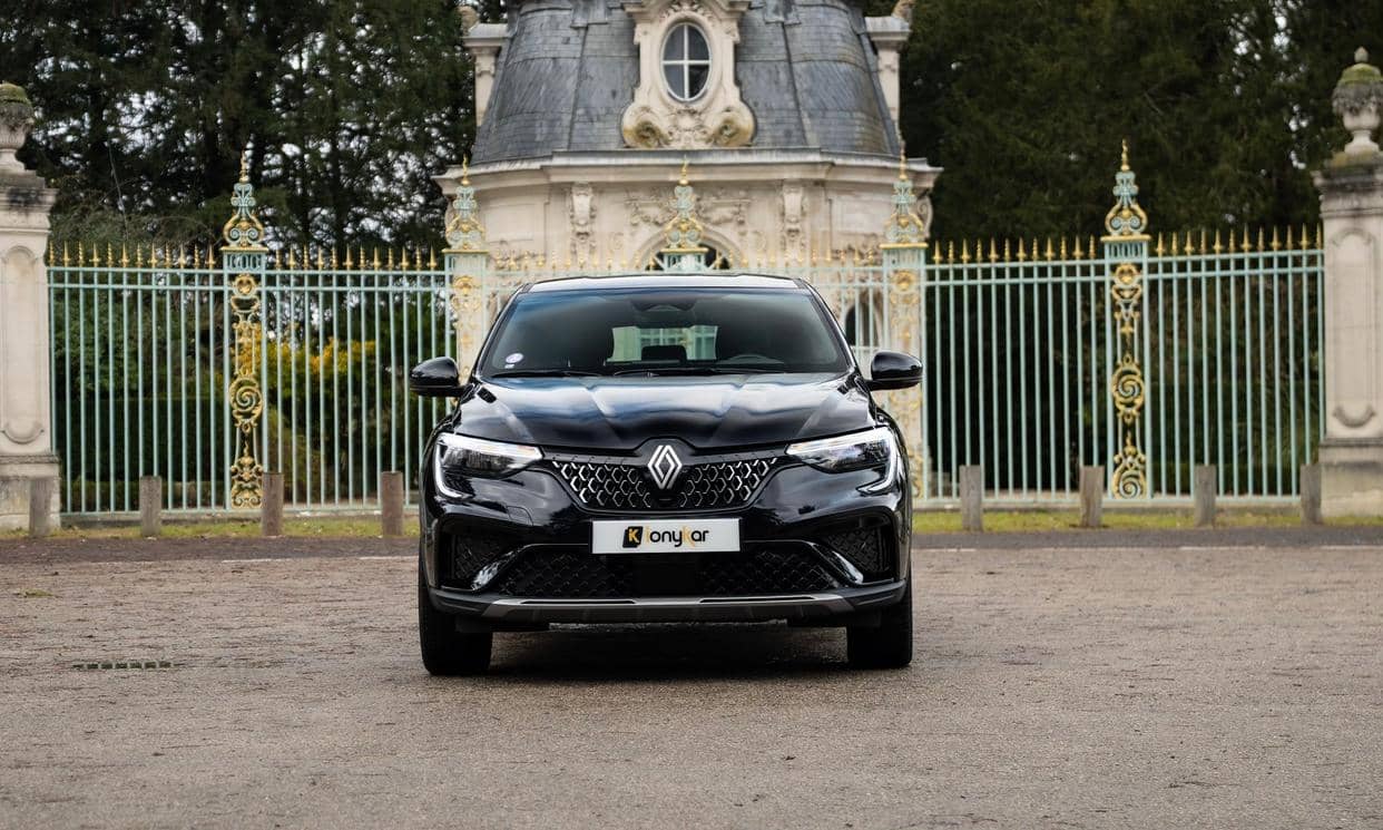 Renault ARKANA — photo 12