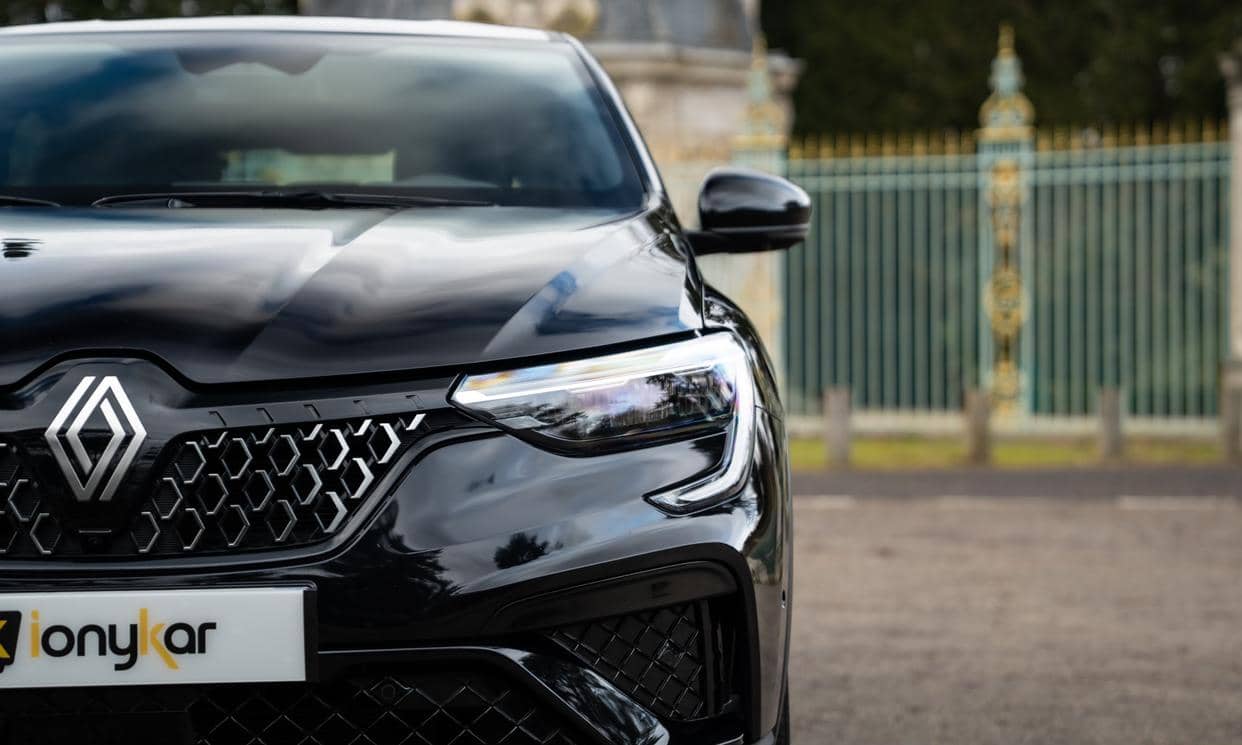 Renault ARKANA — photo 11