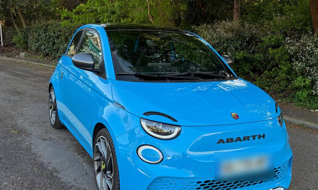 Abarth 500e — photo 2