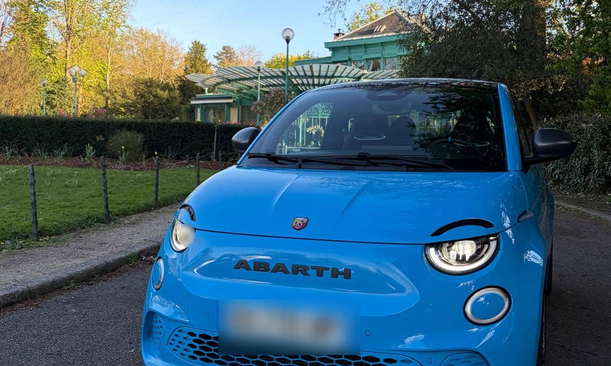 Abarth 500e — photo 3