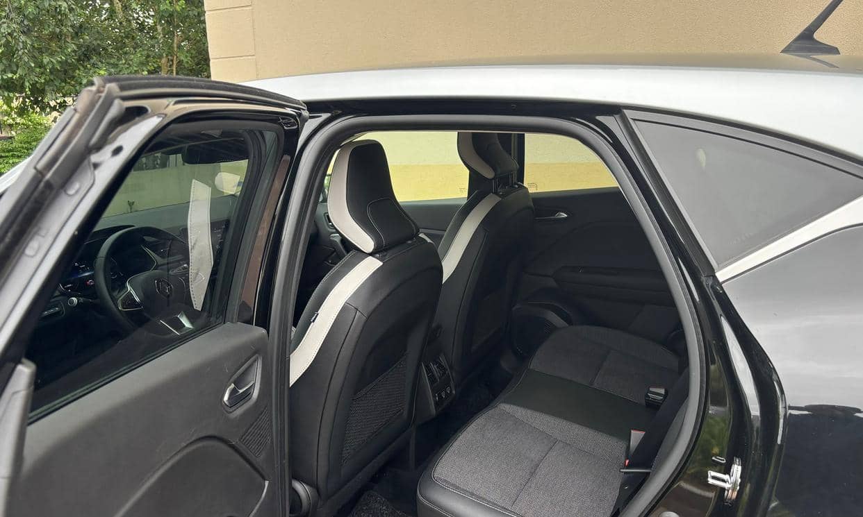 Renault CAPTUR II — photo 10