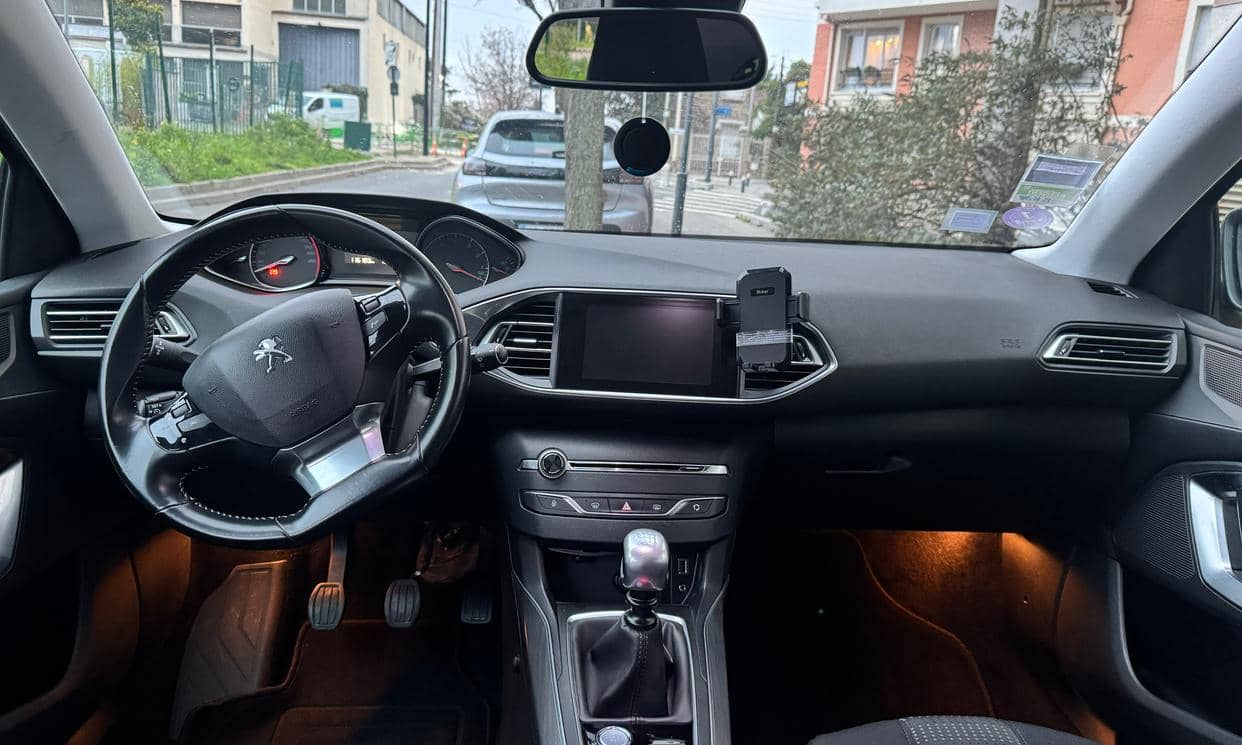 Peugeot 308 — photo 7