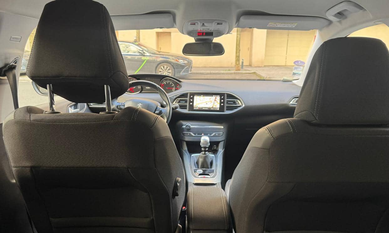 Peugeot 308 — photo 9