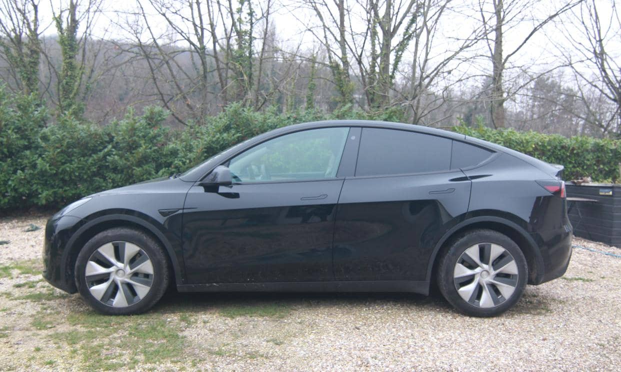 Tesla MODEL Y — photo 3