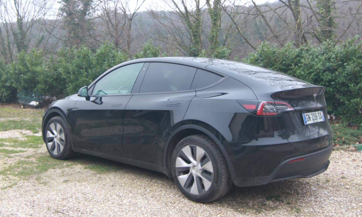 Tesla MODEL Y — photo 4