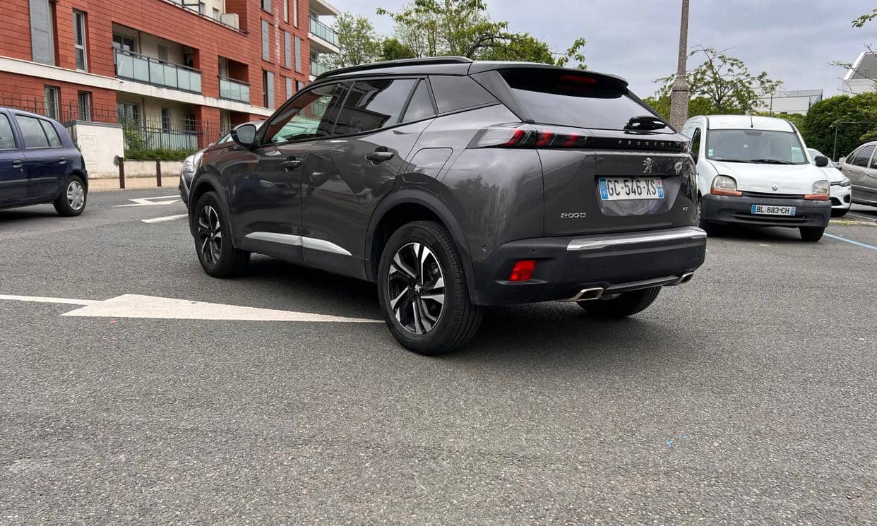 Peugeot 2008 — photo 2