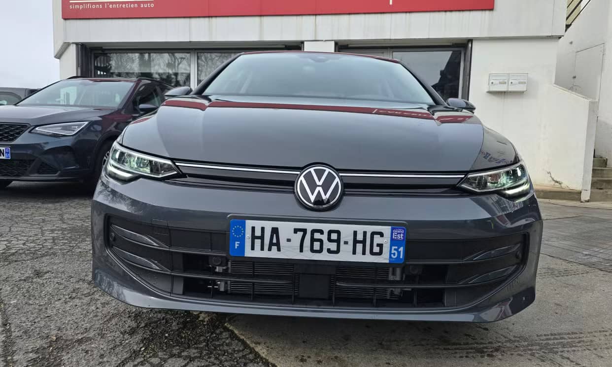 Volkswagen GOLF — photo 6