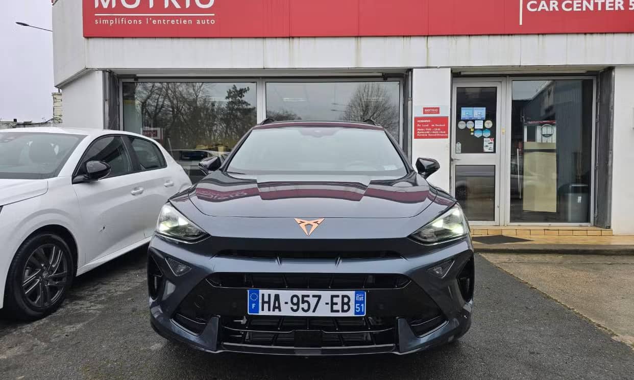 CUPRA FORMENTOR — photo 12