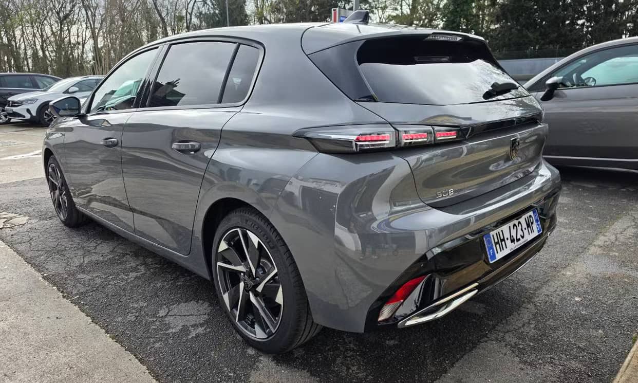Peugeot 308 — photo 11