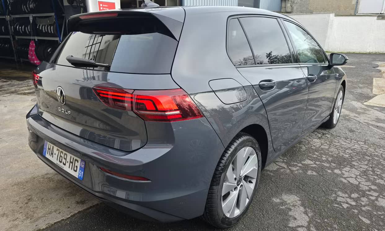 Volkswagen GOLF — photo 7
