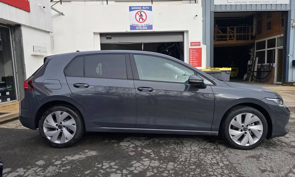 Volkswagen GOLF — photo 8