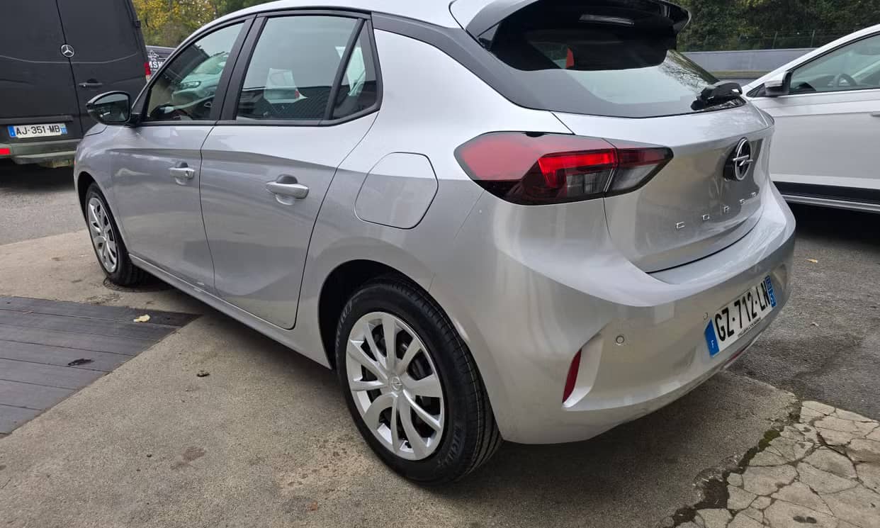 Opel CORSA — photo 10