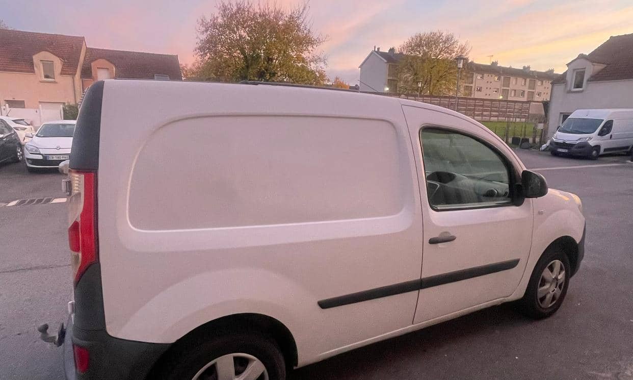 Renault KANGOO EXPRESS II — photo 10