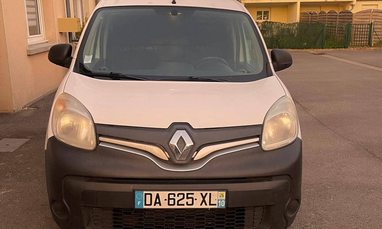 Renault KANGOO EXPRESS II — photo 12