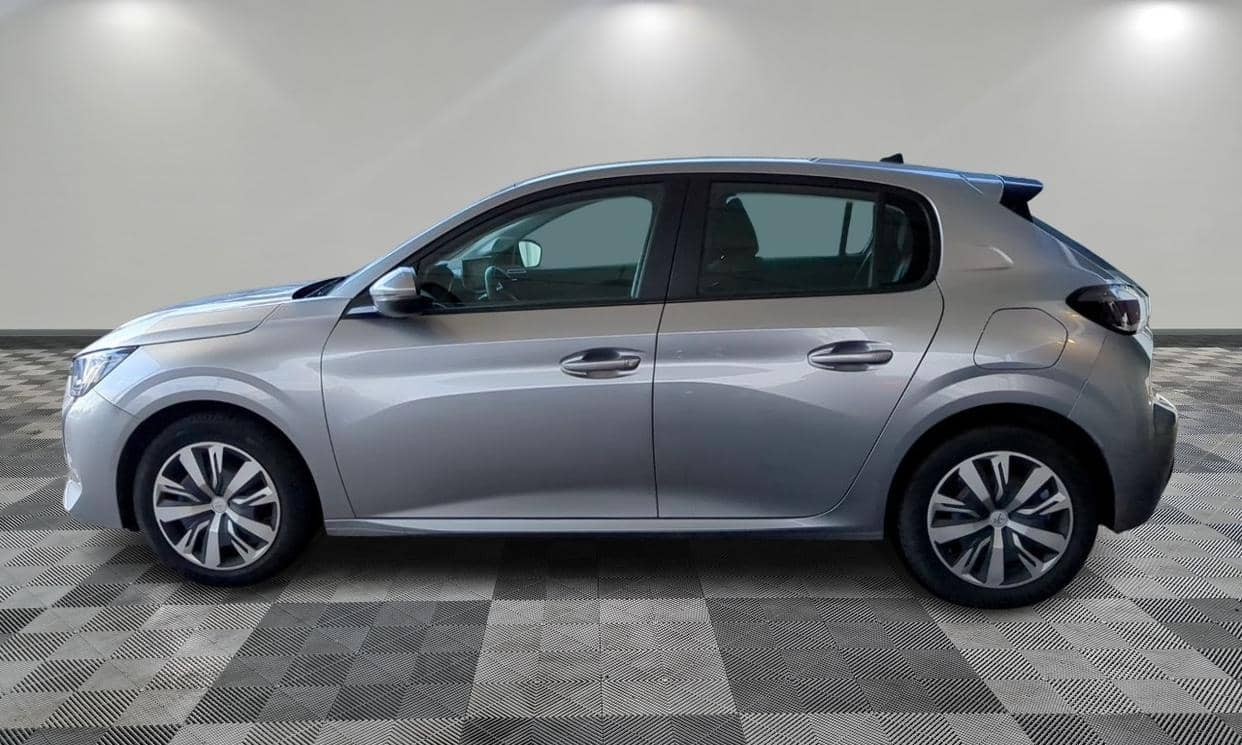 Peugeot 208 — photo 3