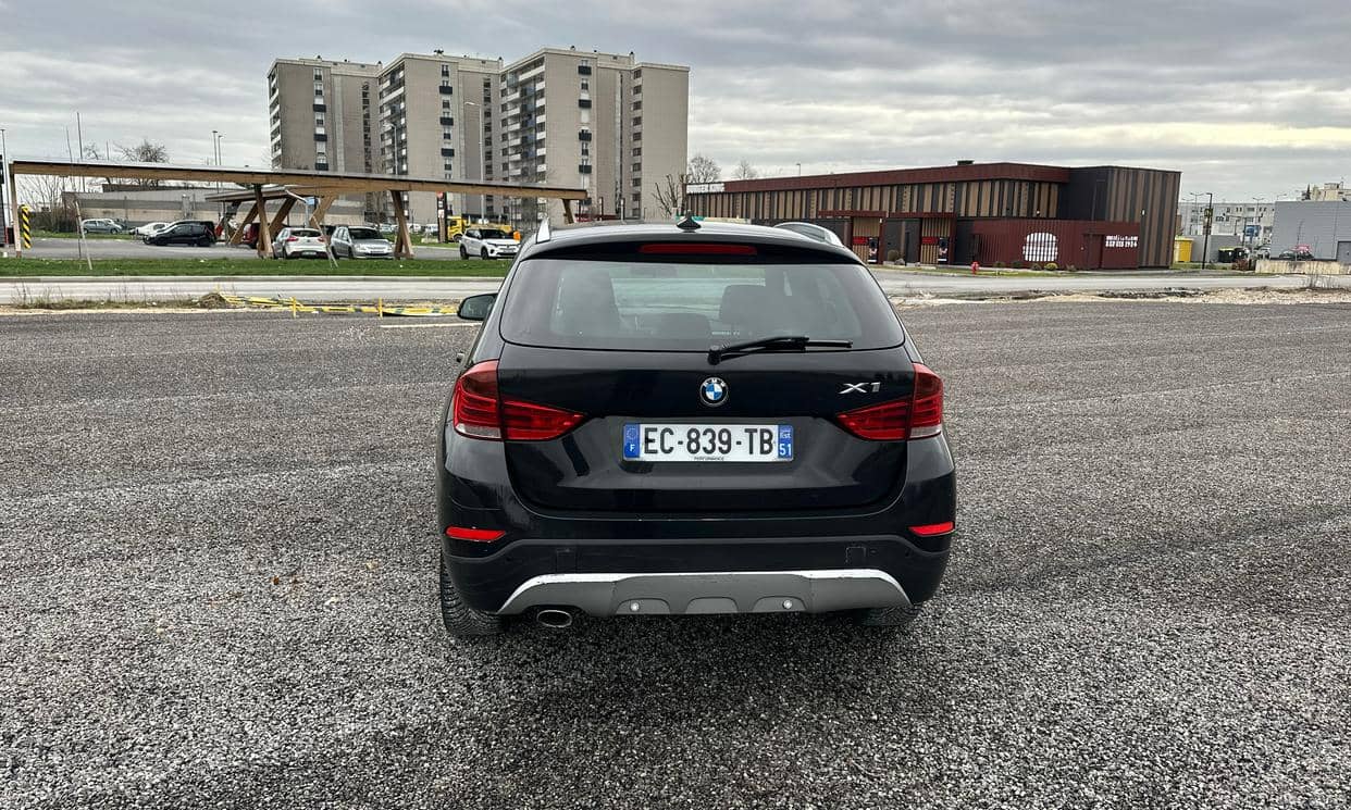 BMW X1 — photo 4