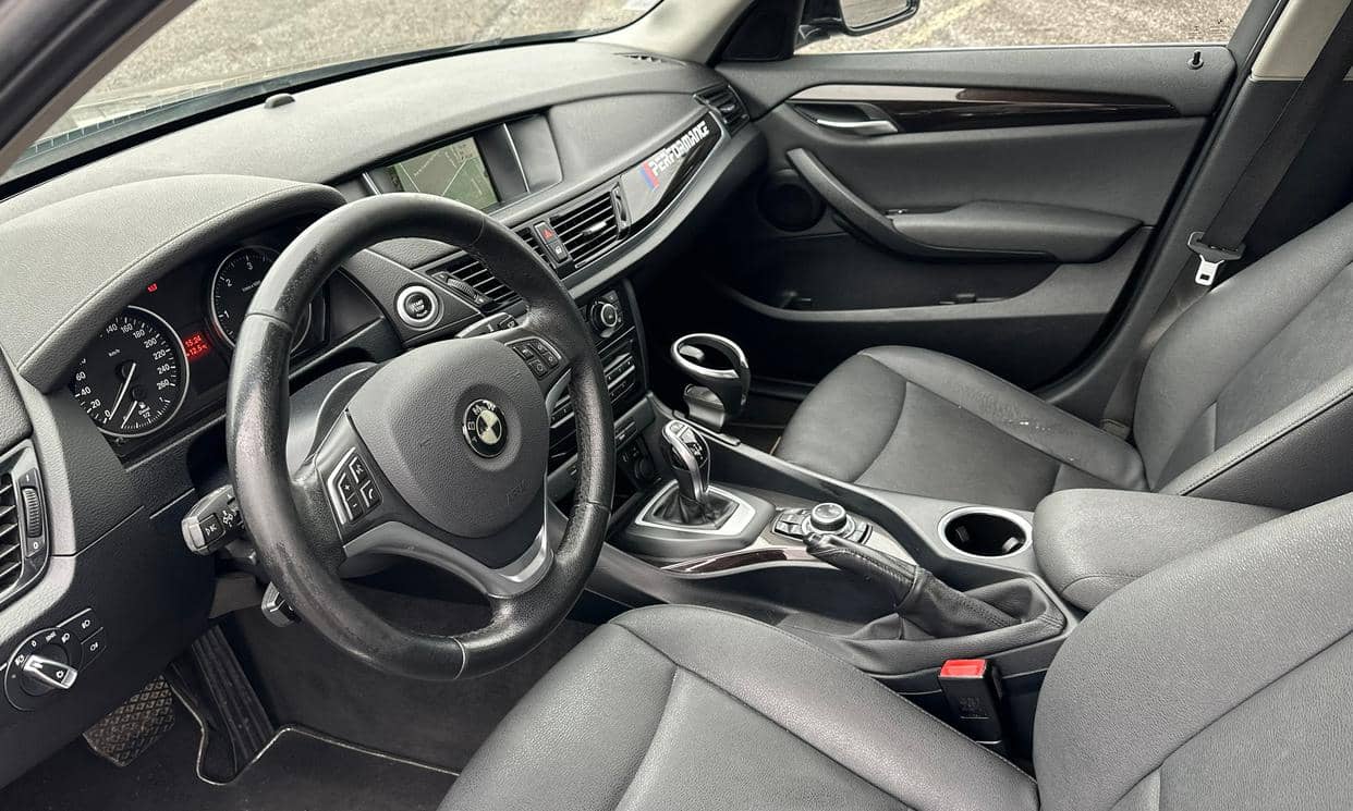 BMW X1 — photo 5