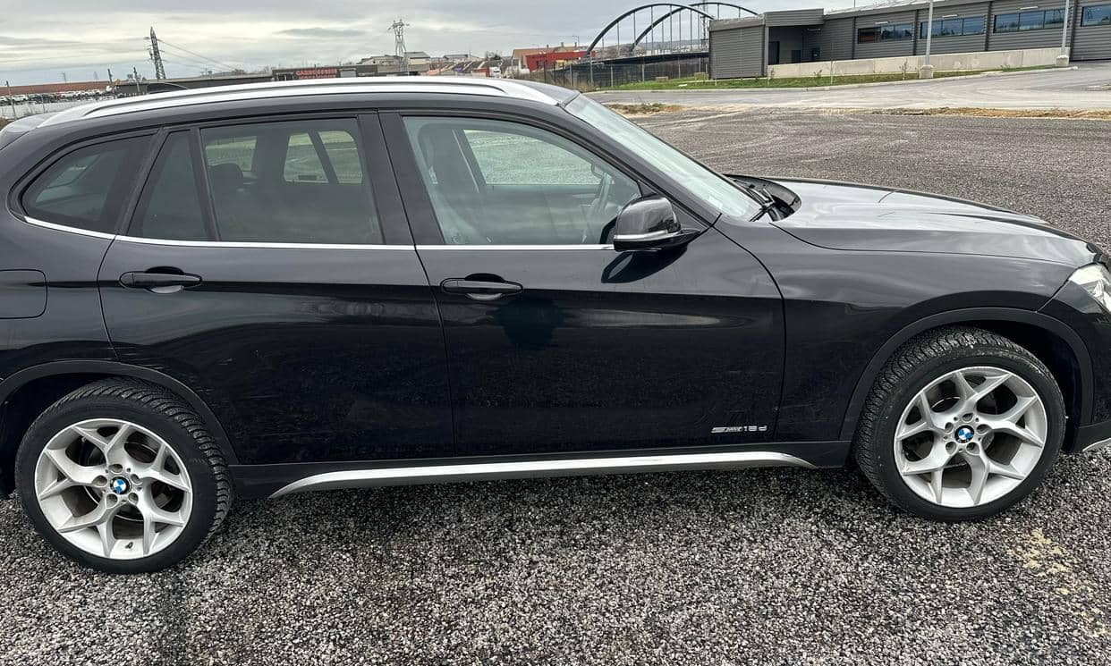 BMW X1 — photo 7