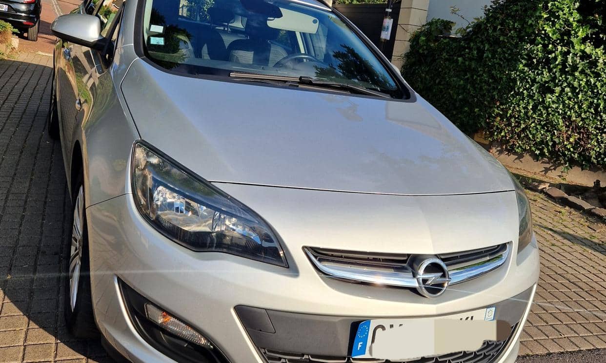 Opel ASTRA — photo 3