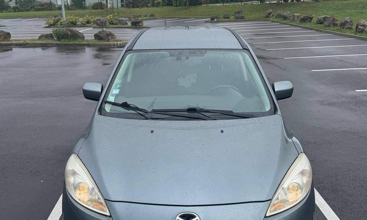 Mazda MAZDA5 — photo 11
