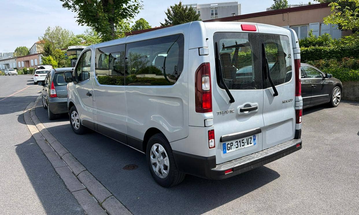 Renault TRAFIC III — photo 5