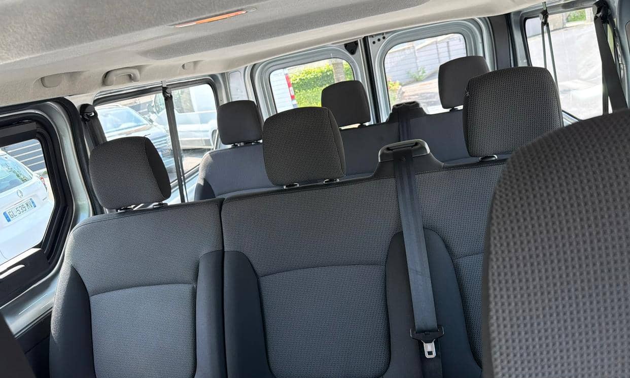 Renault TRAFIC III — photo 10