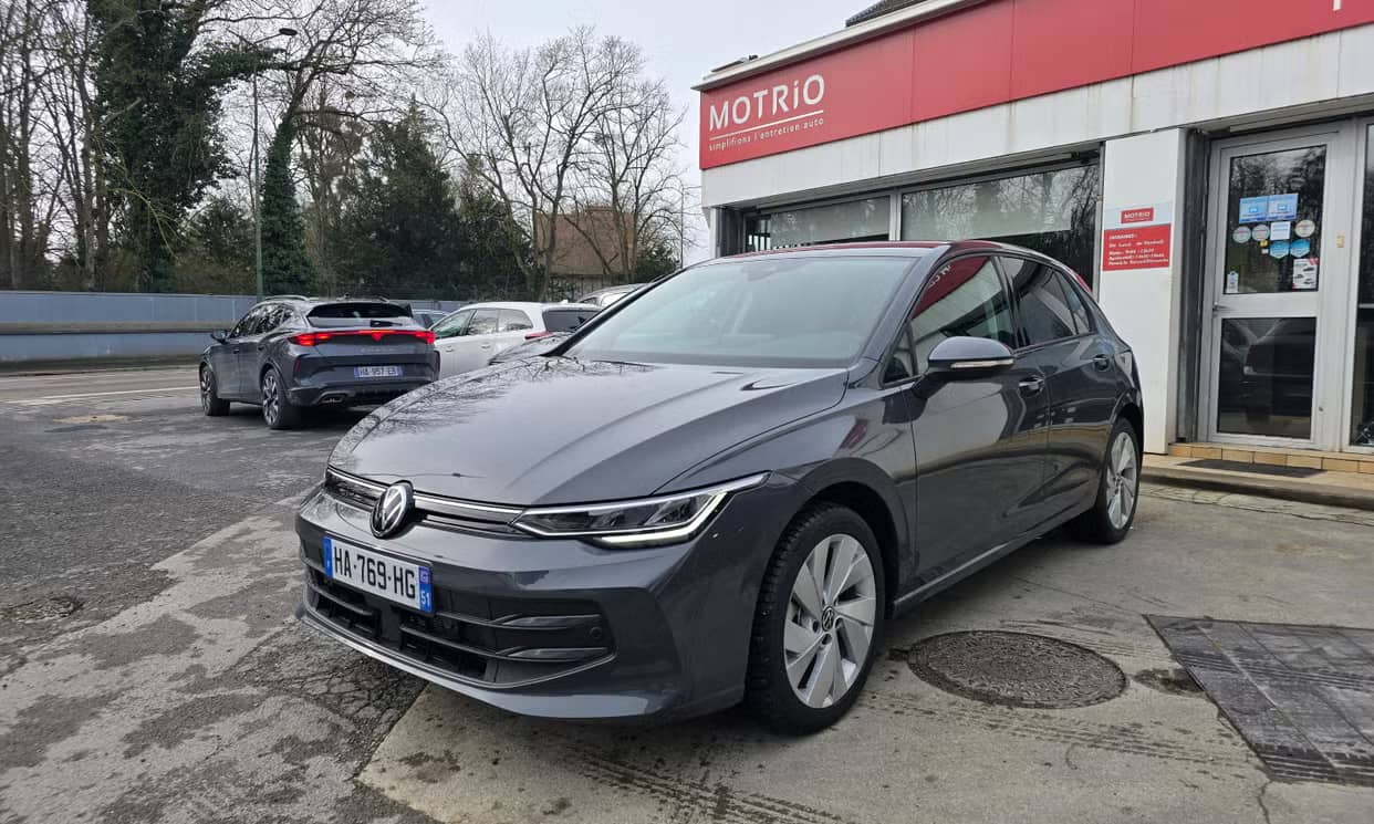 Volkswagen GOLF — photo 13