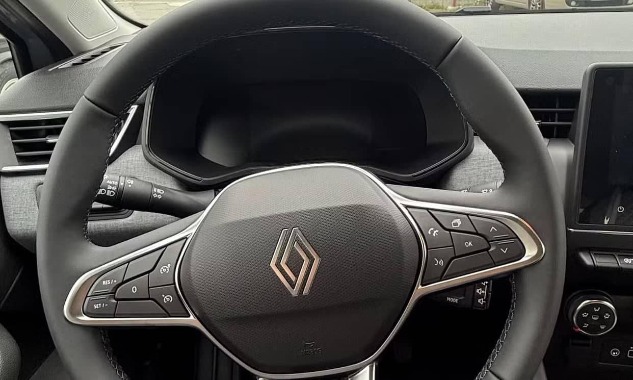 Renault CLIO V — photo 4