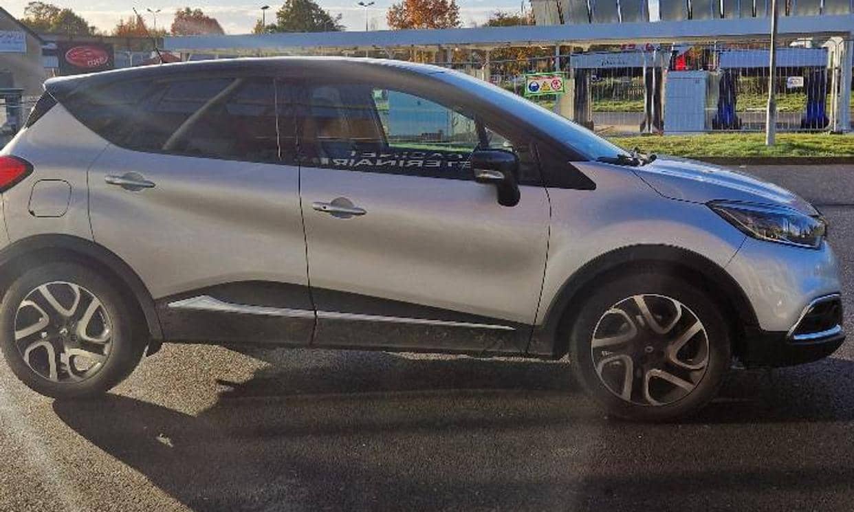 Renault CAPTUR — photo 2