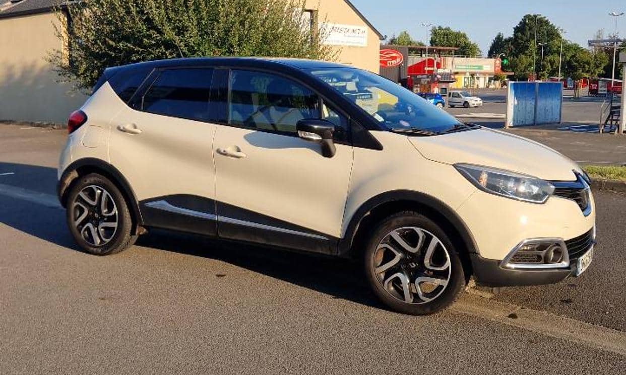 Renault CAPTUR — photo 2
