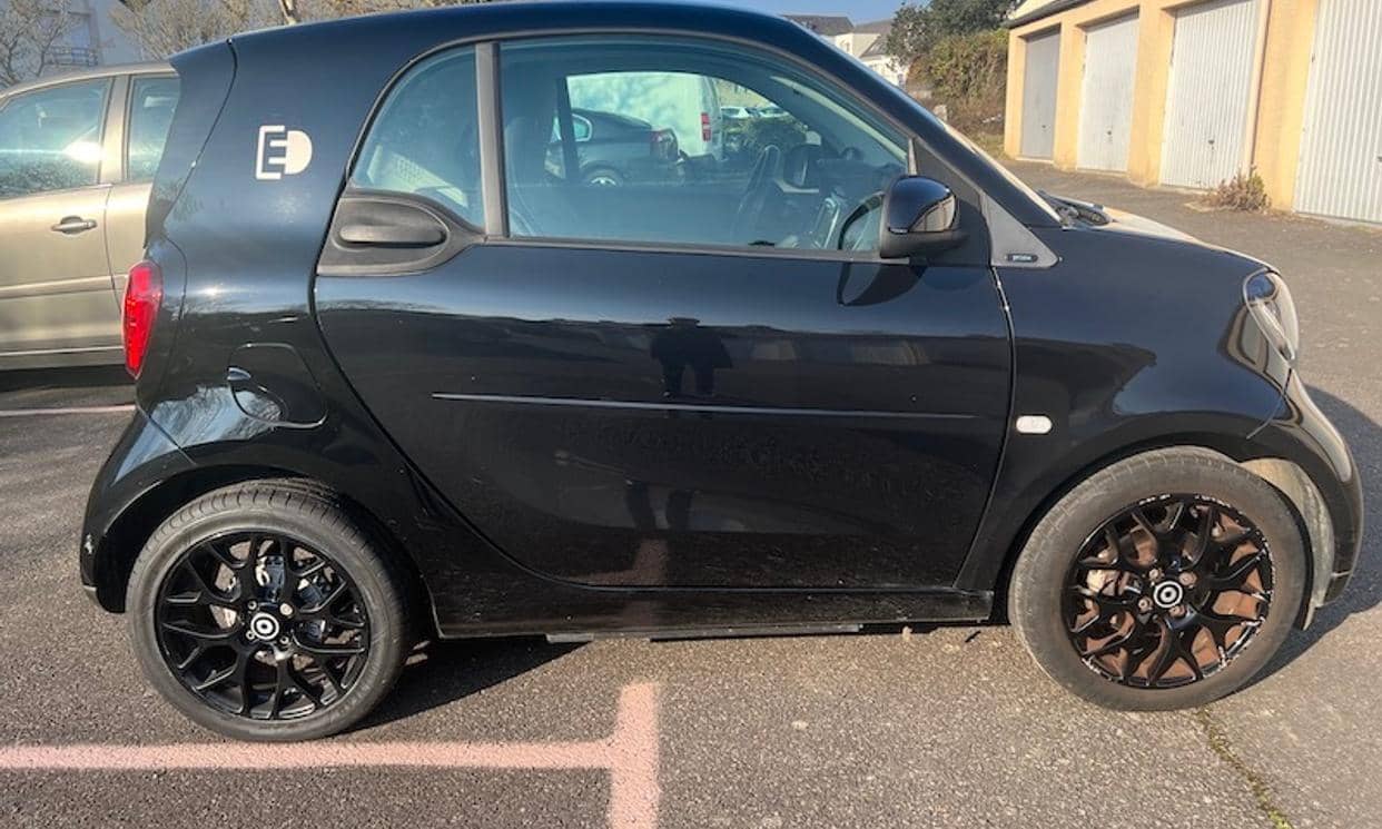 smart FORTWO COUPE — photo 3
