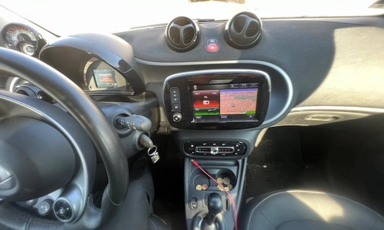 smart FORTWO COUPE — photo 5
