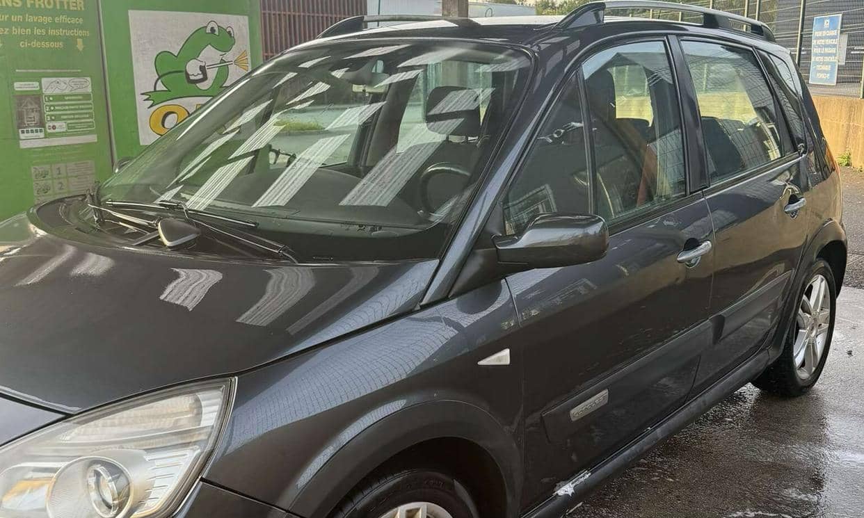 Renault SCENIC II — photo 9