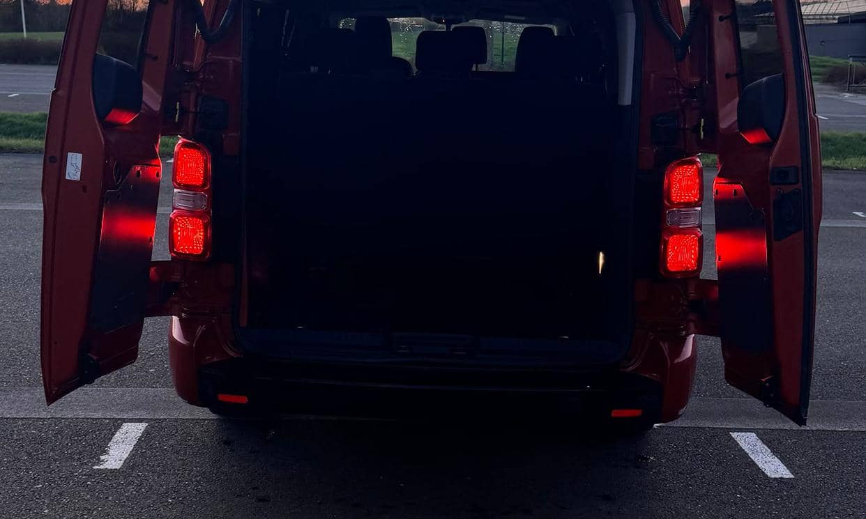 Peugeot TRAVELLER — photo 8