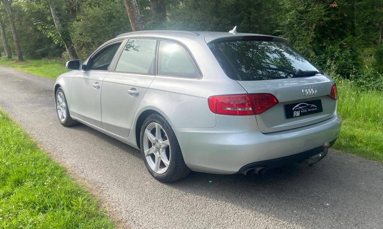 Audi A4 AVANT — photo 3